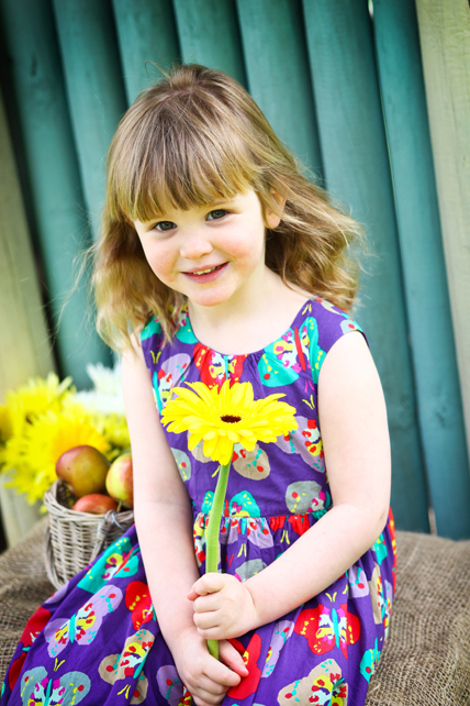 Outdoor nursery photography in Essex, Suffolk and Kent